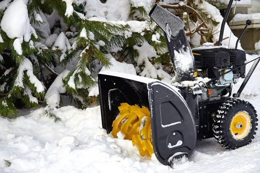 Choose the Right Professional Snow Removal Company