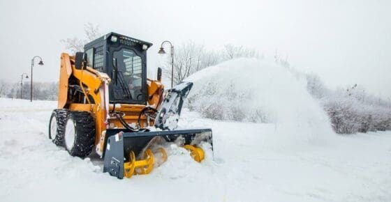 Eagan MN commercial snow removal 1